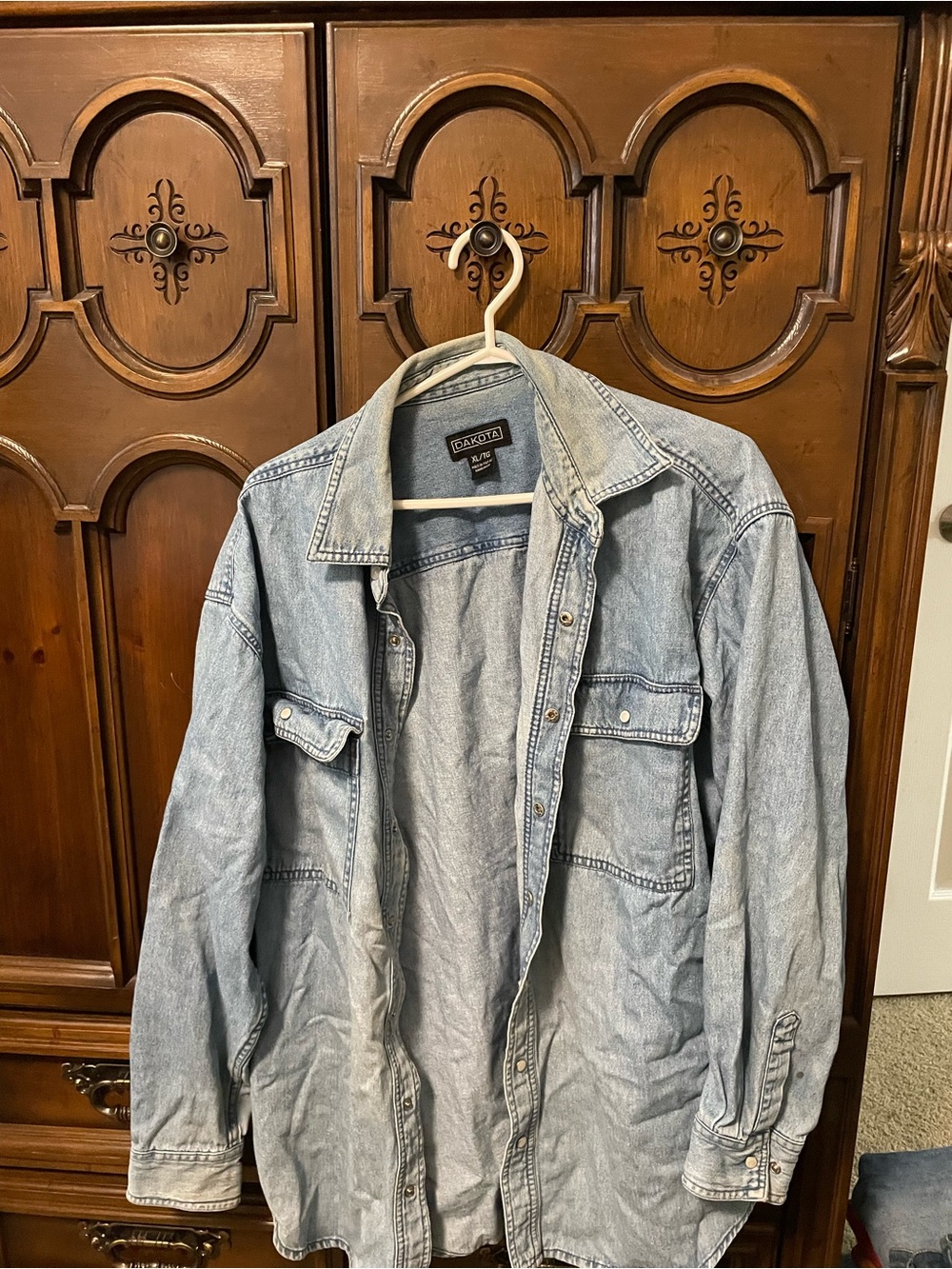Light Blue Dakota Men’s Denim Shirt